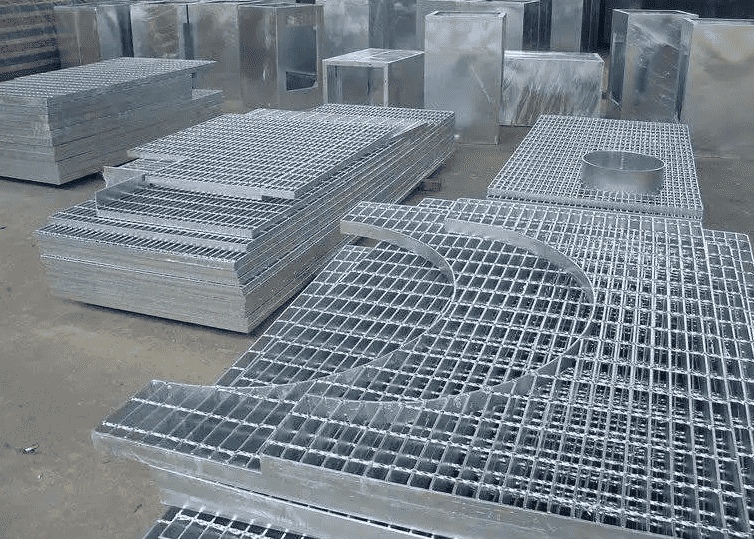 吉林長(zhǎng)春電廠平臺(tái)專(zhuān)用鋼格柵板廠家價(jià)格供應(yīng)。